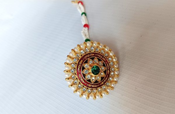 Rajasthani imitation Borla Maang Tikka – Gold Plated Bridal Headpiece with Red & Green Stone and Pearls - Image 2