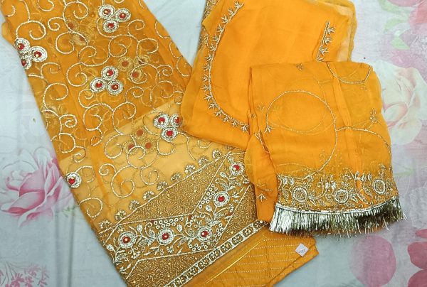 Yellow poshak with Odhna (4 Side)