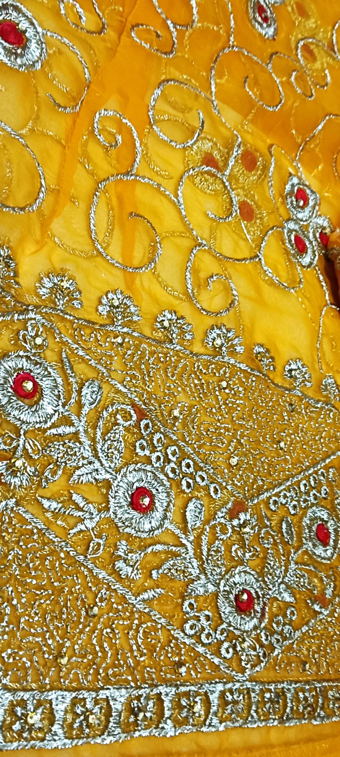Yellow poshak with Odhna (4 Side) - Image 3