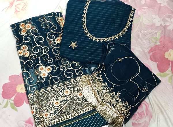 Rama Green Colour Poshak with Odhna (Roshani)