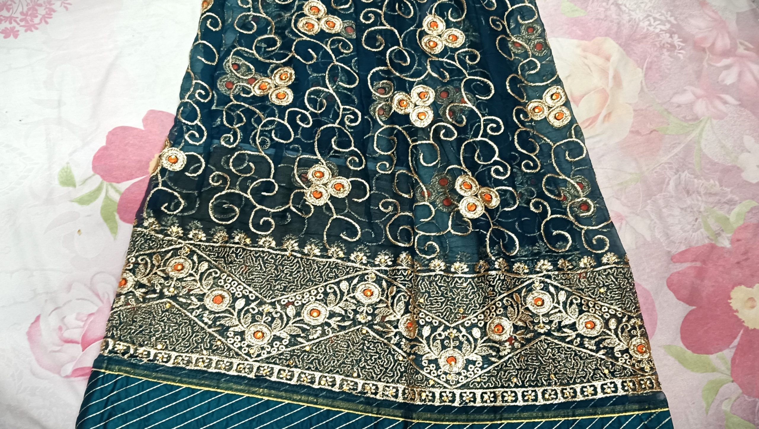 Rama Green poshak with Odhna (4 Side) - Image 2