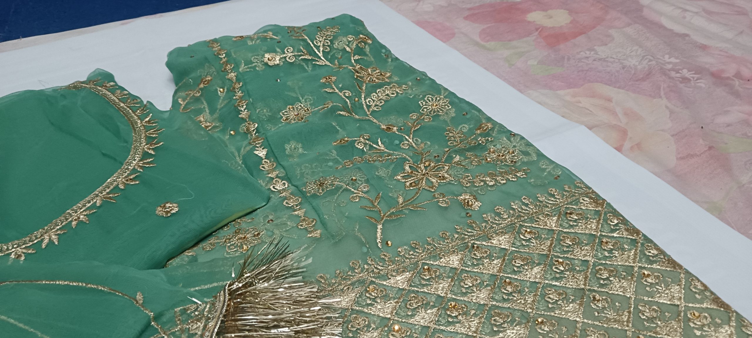 Light Green Poshak with Odhna (Roshnai) - Image 3