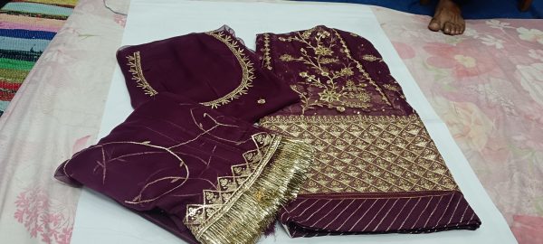 Wine colour Poshak with Odhna (Roshani) - Image 2