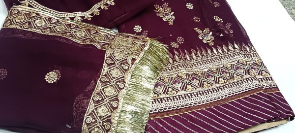 Wine colour Poshak with Odhna (Roshani) - Image 3