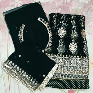 Royal Green Colour Poshak with Odhna – Gota Patti & Zari Work (32 Kali)
