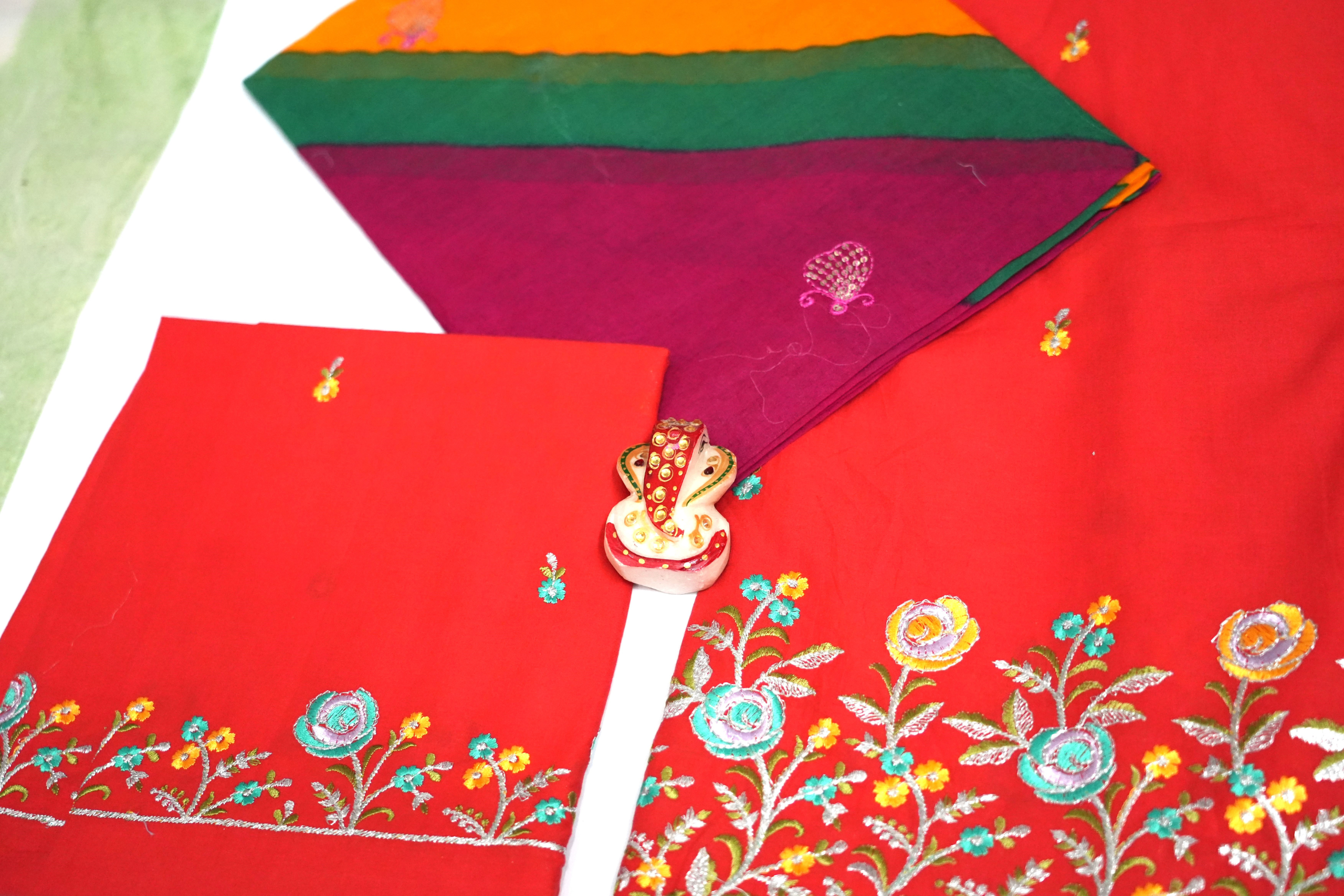 Red + Pink Lehariyo (92*88 Kali Daily Wear)