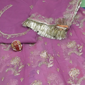 Lavender Colour poshak with Odhna Zari Work (Chapat)