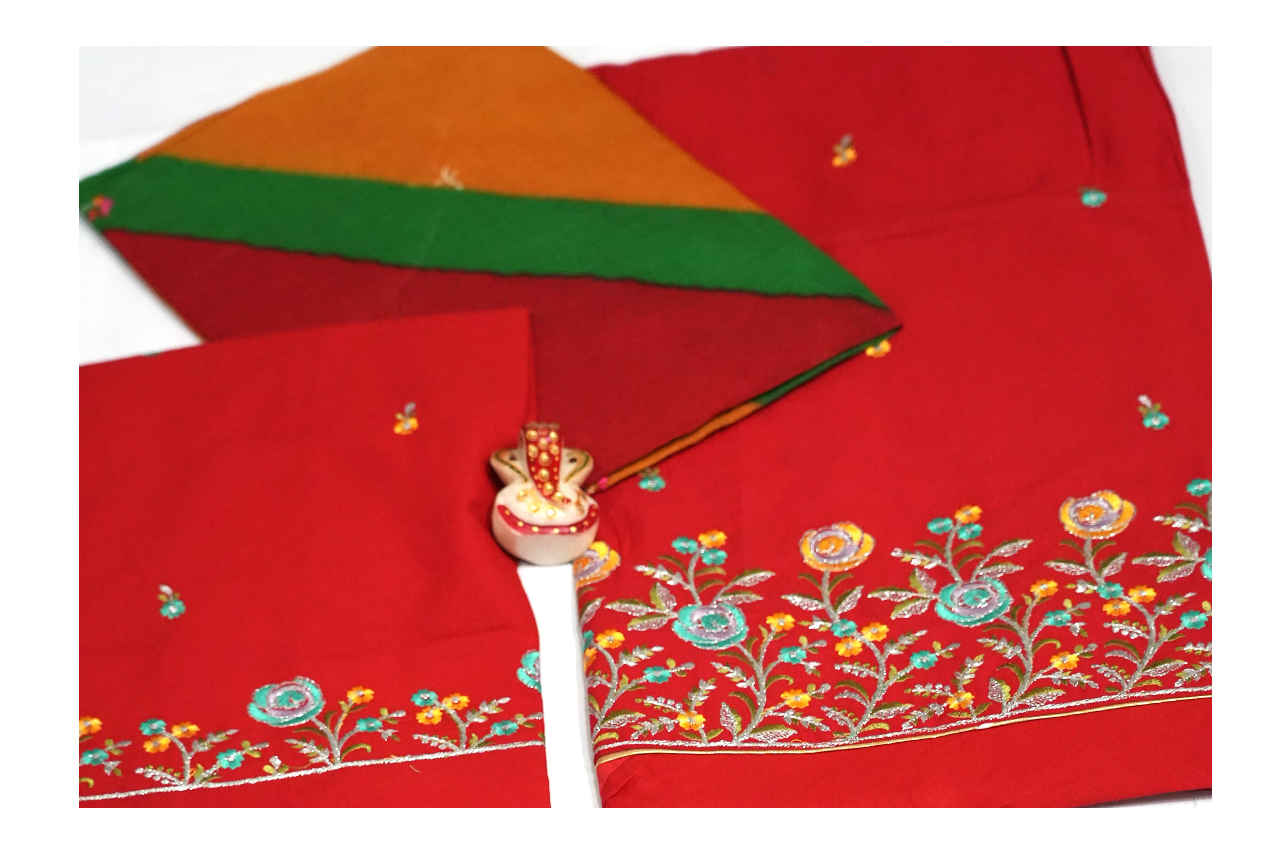 Red with Odhani Lehariyo (92*88 Kali Daily Wear) - Image 4