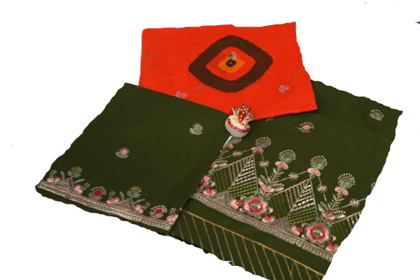 Green Velvet Poshak with Dark Pink Odhani (Multi Full Border) - Image 3