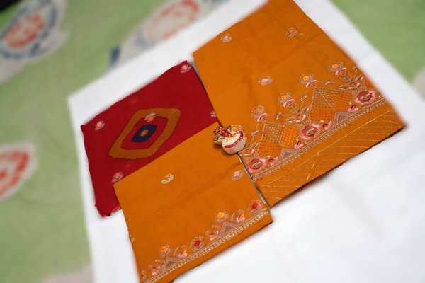 Normal Golden Poshak with Red Odhani (Multi Full Border) - Image 4