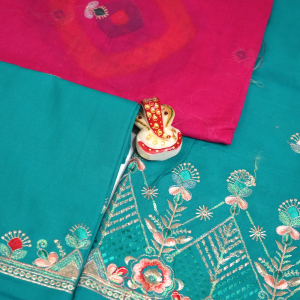 Green Poshak with Orange Odhani (Multi Full Border)