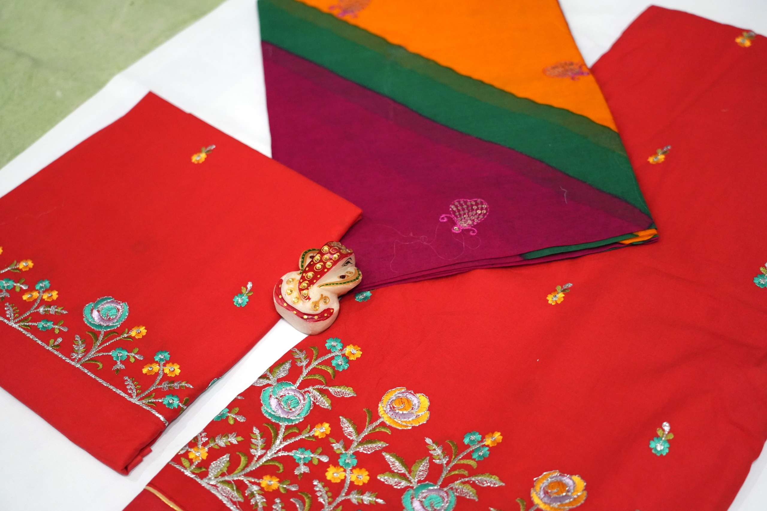 Red + Pink Lehariyo (92*88 Kali Daily Wear) - Image 4